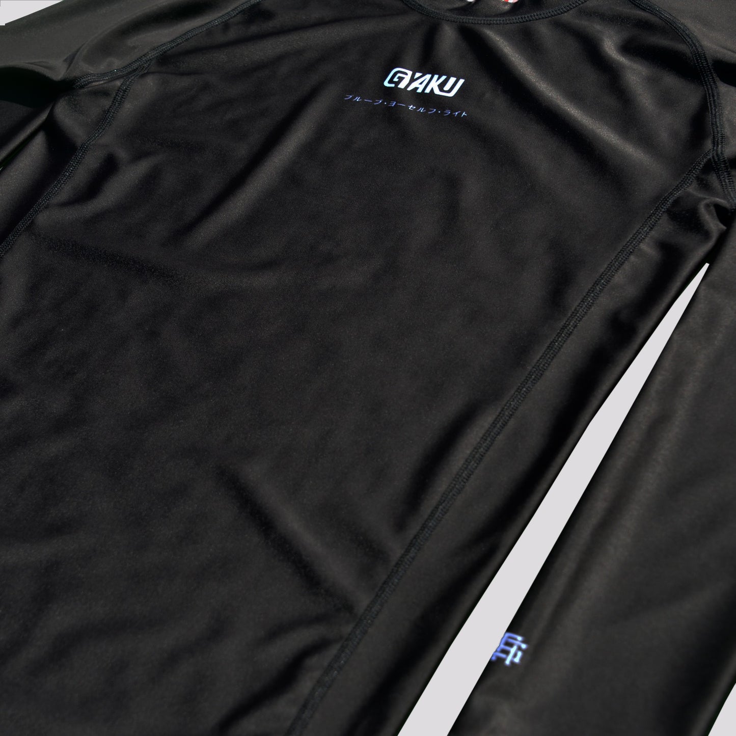 Men’s STAPLE Long Sleeve Rashguard - FEATURE