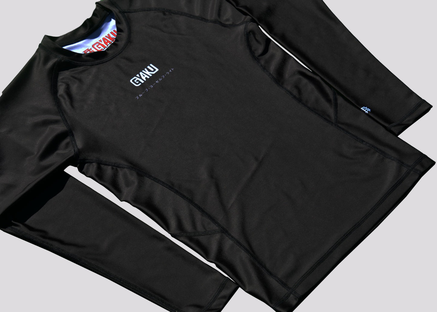 Women’s STAPLE Long Sleeve Rashguard - FEATURE