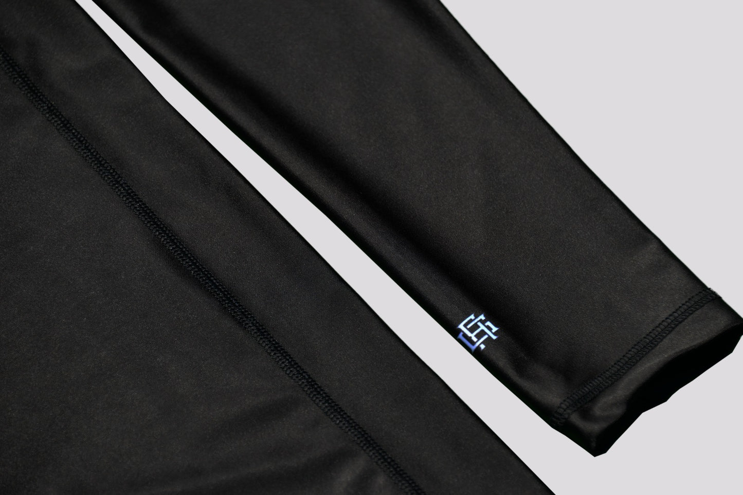 Men’s STAPLE Long Sleeve Rashguard - FEATURE