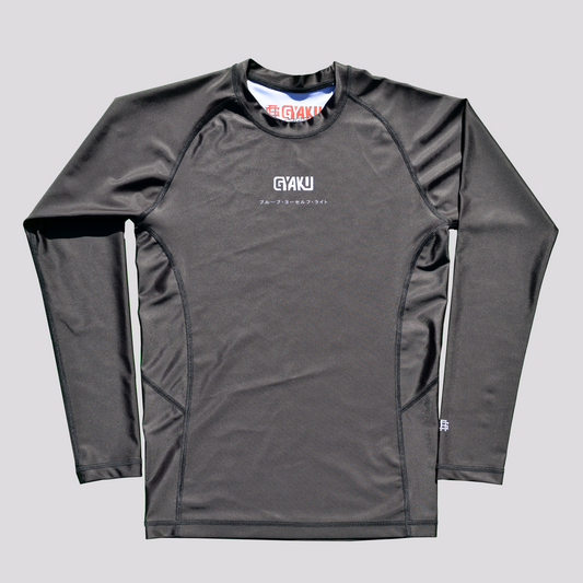 Women’s STAPLE Long Sleeve Rashguard - FEATURE